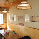 えびす庵 - 落ち着いた店内の様子