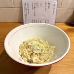 らーめん かねかつ - 麺と醤油♪