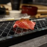 鮨よしかわ 勝 - 大トロ エシャレットのせ