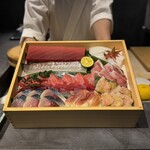 鮨よしかわ 勝 - 本日のお魚を初めに魅せてくれます