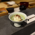 鮨よしかわ 勝 - ホワイトチョコと栗のデザート