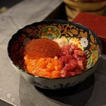 鮨よしかわ 勝 - 海鮮丼前