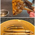 イチリン ハナレ - 上は雌の上海蟹、ガブッと豪快に！
      下は雄の上海蟹の足をお店の方が綺麗に剥いた状態！