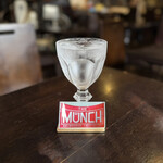 ザ・ミュンヒ - お水がバカラのグラスで！