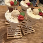 ROJIURA Café - 