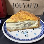 ラ・メゾン・ジュヴォー - 栗とキノコのキッシュ