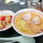 旭川ラーメンこぐまグループ - 料理写真: