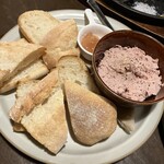 今宵、成田で世界の肉料理とごほうびワインを - 