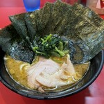 家系総本山 吉村家 - 並盛　麺屋カタメ海苔増し　880円+80円