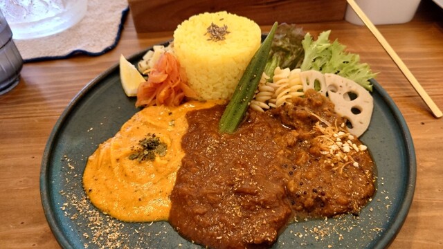 辛幸食堂（KARASHIA） - 東大館（カレー）の写真