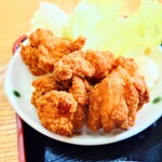 やぶ善 - 揚げたて熱々サックサクの絶品"からあげ"。