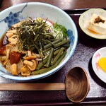 農家食堂およね - およねそば（冷）1300円