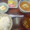 もつ煮屋 日の出食堂 - もつ煮定食　880円