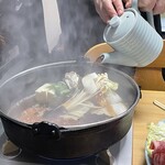 米沢牛亭 ぐっど - 割り下を張り