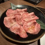 炭燒肉 石田屋。 本店 - 