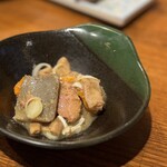 あぶり 清水 - もつ煮　取り分け