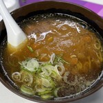 百万石 - カレーラーメン　560円