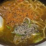 百万石 - 七味とブラックペッパーで、辛さ調整