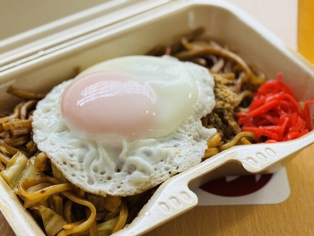 Kanmi to Fujinomiya Yakisoba Shibafuku