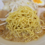 らーめん めん吉 - 麺