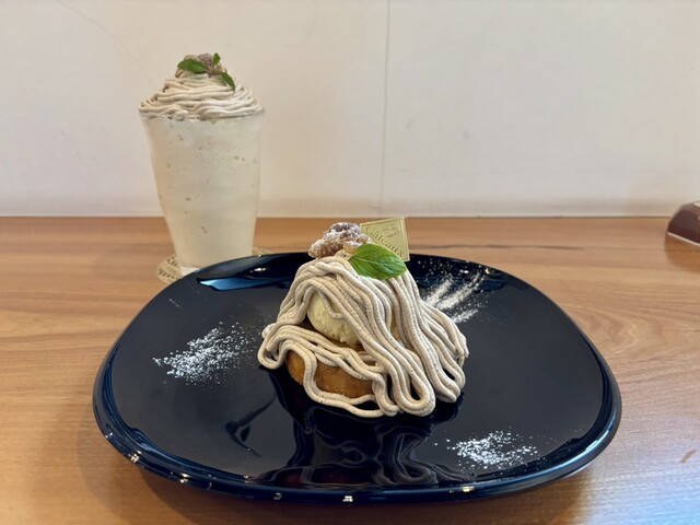 コンフォルタ（KOMFORTA） 南米沢カフェ &ndash; 落ち着く空間と美味しいドリンク