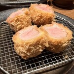 とんかつ ここまでやるか。 - 