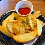 イザカヤ 山角 - ポテトフライ