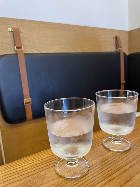 03 slow cafe photo 2