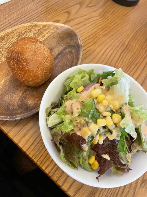 03 slow cafe photo 5