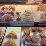 サン アダタラ - 