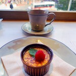 ロクシタンカフェ SHIBUYA TOKYO - クレームブリュレ
      アールグレイティー