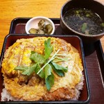 和食れすとらん天狗 - ロースかつ重 1,199円