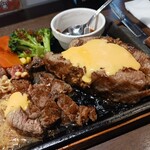 いきなりステーキ - チーズ on ハンバーグ♬ 旨旨！