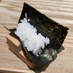手巻き YAMAMOTO - ご飯をのせて、先ずは塩のみで！