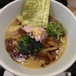 らぁ麺 鷹の羽 - 濃厚さんま節らぁ麺（ワンタン2個サービストッピング）