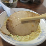 こむらさき - 薄めのチャーシューも良い感じ♪