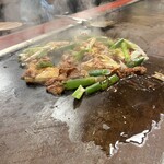 焼肉おくら - トンちゃんと豆腐！