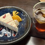 トナリノカフェ+ - 