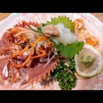 磯 - 何の エビだったか 名前をど忘れしてしまいましたが 伊勢海老の食感と甘さでした 1200円でした