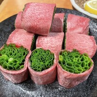 ホルモン焼肉 富や 栄店 - 