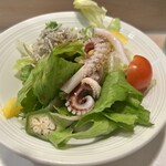 すしの二葉 - タコがとてもおいしいです。