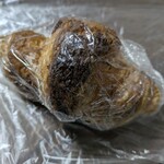 むぎまる - クロワッサン　よ〜く焼けてて、かなりこうばしい
