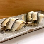 穴子料理と地酒 浅草 川井 - 新子の握り