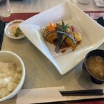 オリンピックナショナルゴルフクラブ WEST レストラン - 