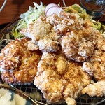 お食事処 山どり - とりからのアップ