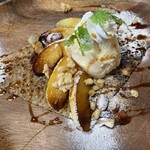 ガレットカフェ華 - 焼き林檎&キャラメルソースのガレット　¥880