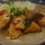 ユニバーサルカフェ minna - ささみと茄子のオイスタ炒め