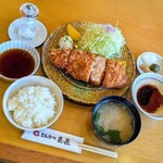 とんかつ 玉藤 - 料理写真:上ロースかつ定食