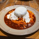 ESPRESSO D' WORKS yellow - 名物！！ダブルチーズハンバーグオムライス