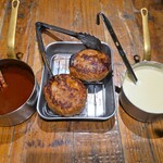 ESPRESSO D' WORKS yellow - 名物！！ダブルチーズハンバーグオムライス